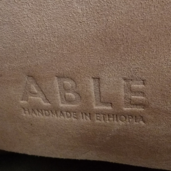 Leather Tote Bag Made In Ethiopia in Shimmering Metallic W Adjustable Crossbody - Picture 2 of 10